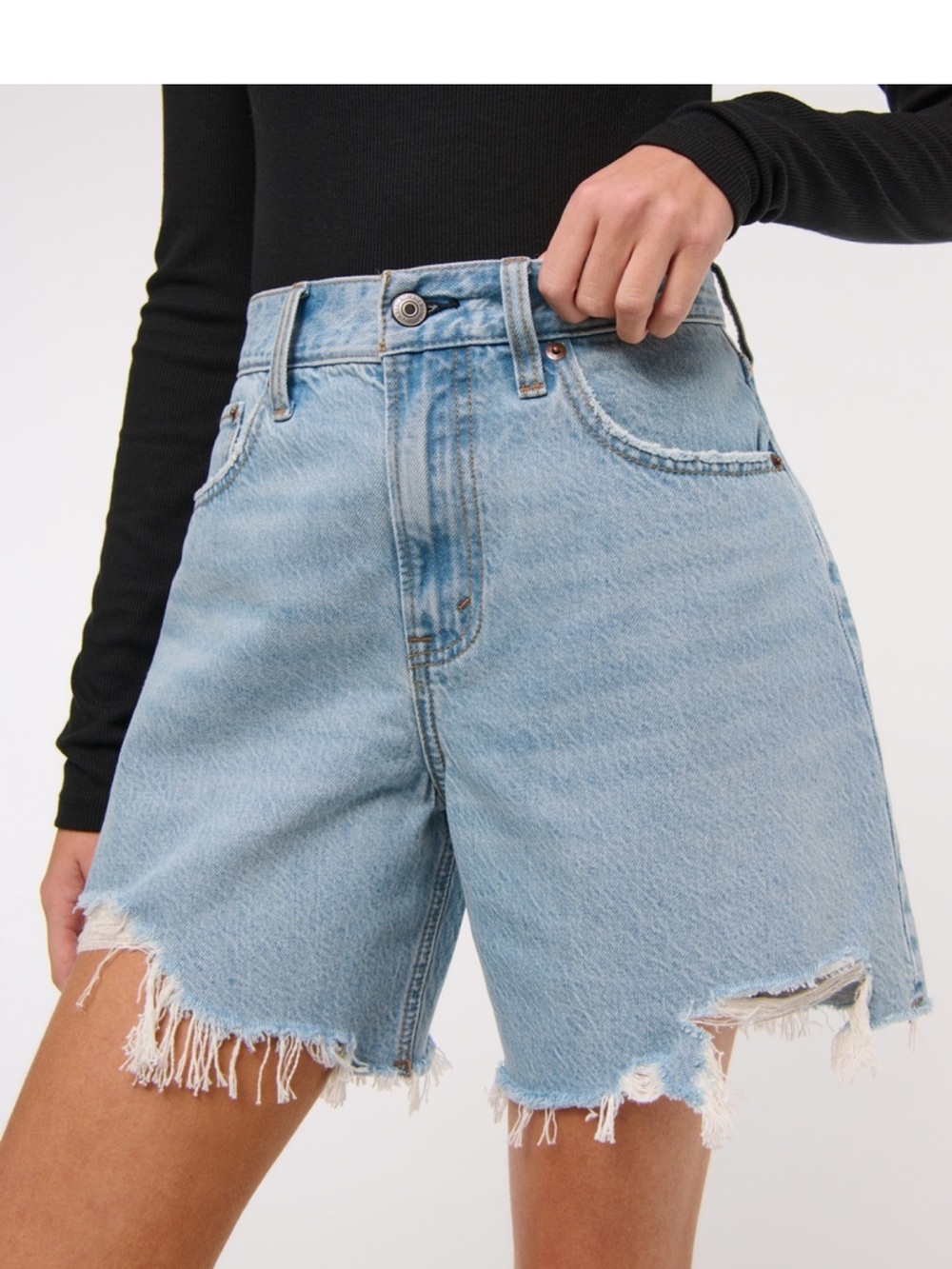 Abercrombie & Fitch Loose Short High Rise